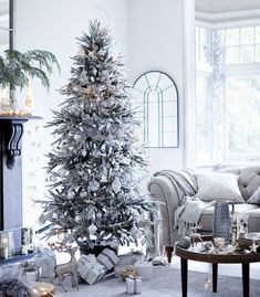 the 25 best christmas tree ideas images on pinterest christmas best time to buy artificial christmas tree