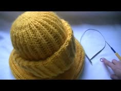 Вязание шапки английской резинкой по кругу ХОРОШАЯ МАКУШКА.Knitting hats British gum - YouTube