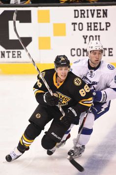 david pastrnak getting the flow prepped for nhlbruins photo and
