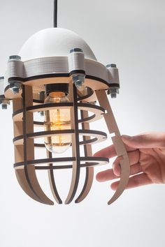 420 Likes 4 Comments Pierre Lota Pierrelota On Instagram 420 Likes 4 Comments Pierre Lota Pierrelota On Instagram Lampe Baladeuse Réalisée Avec Des Planches De Contreplaqué Et La Corde Design