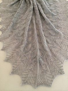 UKHKA 186 Bebé Doble Crochet Tejido Patrón para Zig Zag borde Manta /& Bebe