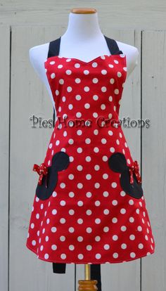 Lace and Rick Rack Pink Minnie Mouse Disney Half Apron Novelty Characters Woman/'s Apron Turquoise