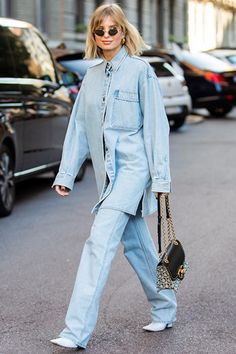 Picture Under Hose 2020 Denim