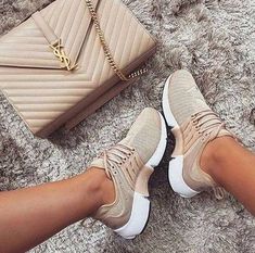 29 Gemütliche Schuhe Inspirationen Für Jeden Tag | Kleid mit 29 Gemütliche Schuhe Inspirationen Für Jeden Tag | Kleid mit
