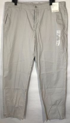 LT YELLOW 40 X 32 HAGGAR RELAXED STRAIGHT FLAT FRONT LIFE KHAKIS NWT