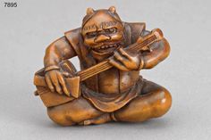 5.3/" Art China Natural Boxwood Wood Handcarved Ancient Erhu Fiddle Girl Statue