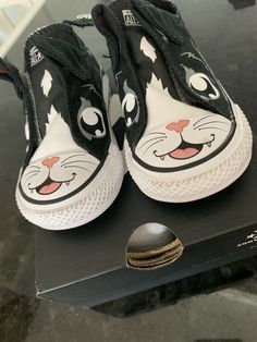 Converse CTAS Creatures Ox Graphic Low Top Fashion Sneakers
