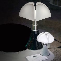 lampe design pipistrello led 14w noir tlscopique martinelli luce edite par la - Lampadaire Design Italien lampe design pipistrello led 14w noir tlscopique martinelli luce edite par la - Lampadaire Design Italien
