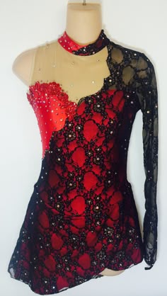 Justaucorps de Gymnastique Rythmique /élasticit/é pour Fille Robe de Performance Costume de Comp/étition de Gymnastique Artistique /à la Main Manche Longue Dames avec Strass Bleu Fonc/é