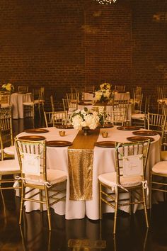 Image result for round table with sequin runners wedding Table Runners Wedding Gold, Gold Sequin Table Runner, Table Runner Diy, Sequin Tablecloth, Gold Wedding Decorations, Reception Decorations, Gold Runner, Quince Decorations, Dinner Decoration