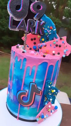 PIRATA AND CAPITANO INSPIRED PERSONALISED EDIBLE ICING CAKE TOPPER UP TO A3
