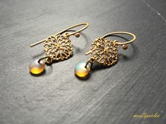Vintageparts Zwischenperlen mit Strasssteinen in goldfarben 6 mm 20 Stück