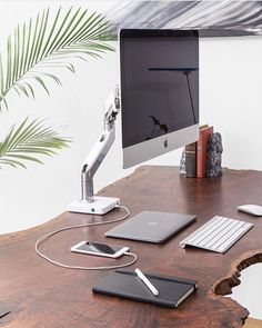 Darthome Ltd Industrial Vintage 3 Drawer Office Furniture Computer Laptop Desk Writing Table
