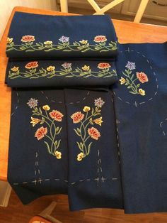 De 55 beste bildene for Bunad | Brodering, Broderi kunst og De 55 beste bildene for Bunad | Brodering, Broderi kunst og