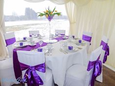 105 Meilleures Images Du Tableau Wedding Table Purple And Pink Table Decorated For A Purple Wedding Schémas De Couleurs Mariage