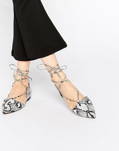 Pinky Regina 1 lace Ups Cut Out Oxfords Flats Camel