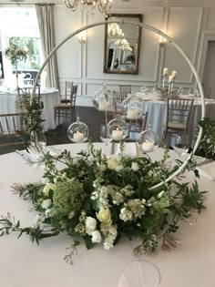 Awesome Flower Arrangements Beautiful Wedding Decorations, Diy Wedding Decorations, Gorgeous Wedding, Beautiful Weddings, Wedding Ideas, Perfect Wedding, Diy Flowers, Classy Wedding