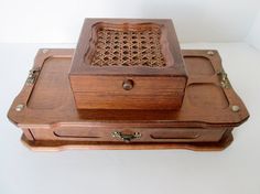 Vintage Wooden Men Or Women S Dresser By Dayslonggonesalvage Wooden Dresser Valet Jewelry Desk Tray Drawer By Collectique