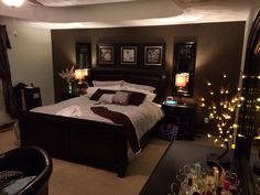 Elegant Bedroom Decor Chocolate Brown Black Sage And Gray 42 Graceful Black Bedroom Design Ideas For Amazing Home Bedroomdesign Bedroomideas Blackstyle