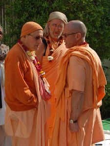 28 Govinda Swami Ideas Hare Kṛṣṇa Bhakti Kirtan 28 Govinda Swami Ideas Hare Kṛṣṇa Bhakti Kirtan