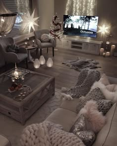 Der Pelz Teppich müsste gehen (auch wenn es falsch ist), aber der Rest des Zimmers ... - Wohnzimmer Dekoration Ideen Home, Living Room Designs, Home Décor, Living Room Decor Cozy, Living Room Decor Apartment, Home Living Room, Living Room Decor, Living Room Inspiration, Living Decor