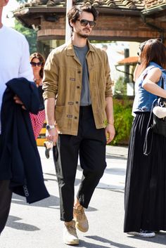 ボード テーパードパンツ コーデ メンズ特集 流麗なシルエットで洒落感を底上げした着こなしを紹介 に最高のアイデア 12 件 メンズ コーデ メンズ テーパードパンツ メンズ コーデ ボード テーパードパンツ コーデ メンズ特集 流麗なシルエットで洒落感を底上げした着こなしを紹介 に最高のアイデア 12 件 メンズ コーデ メンズ テーパードパンツ メンズ コーデ