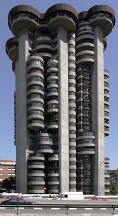 Real Architect Buildings lloyds of london headquarters in london. architecture at its Real Architect Buildings lloyds of london headquarters in london. architecture at its