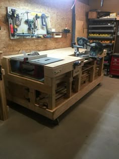 11 Easy Garage Space-Saving Ideas | Rolling workbench 