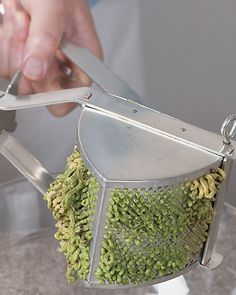 Potato Press Manual Potato Masher Fruit Press Potato Ricer with Handle White Hemoton Potato Ricer