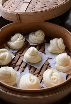 how to make chinese steamed buns baozi steamed buns with chicken