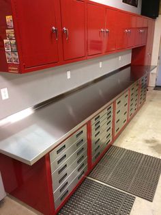 A repurposed toolbox~ Sink made from a rolling toolbox ...
