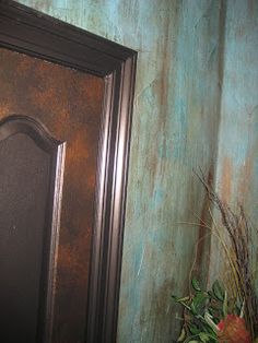 Faux Wall Painting super easy 2-tone faux finish - using 2 shades of paint and 2 Faux Wall Painting super easy 2-tone faux finish - using 2 shades of paint and 2