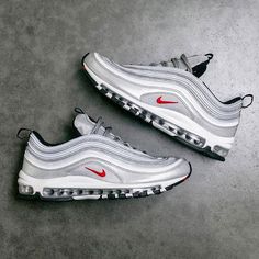 las 97 zapatillas