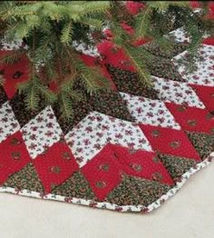 bethlehem star tree skirt quilting craft christmas craft country woman magazine christmas tree - Quilted Christmas Tree Skirt Pattern bethlehem star tree skirt quilting craft christmas craft country woman magazine christmas tree - Quilted Christmas Tree Skirt Pattern