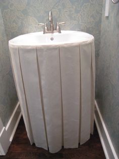 Top 10 Easy Diy Sink Skirts Home Decor Ideas Pinterest Linen Box Pleated Sink Skirt Traditional