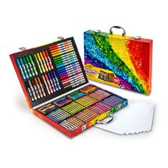 crayola 200 piece masterworks art case available only at toysrus