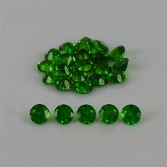 aproximadamente 2,5mm 6 diopside vs