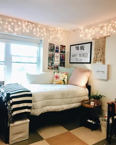 Dorm Room Designs, College Bedroom Decor, Small Room Bedroom