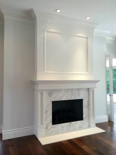 Unbelievable white painted fireplace mantels only in indoneso design Painted Fireplace Mantels, Brick Fireplace Makeover, Paint Fireplace, Farmhouse Fireplace, Corner Fireplace, Modern Fireplace