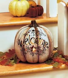 country welcome lighted pumpkin