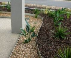 Garden Edging How To Do It Like A Pro Walkways Cleaning And Metal Garden Lawn Edging Installed