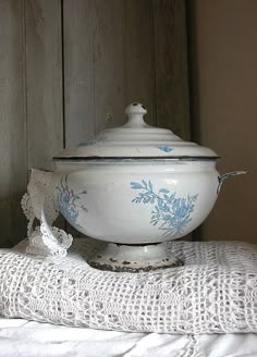 48 Erdeware ideas | vintage enamelware, enamelware, tea pots