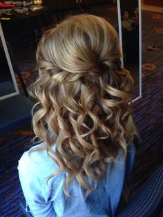 Frisuren teilweise hochgesteckt Frisuren teilweise hochgesteckt