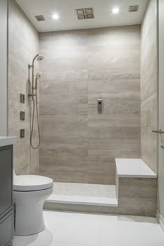 Badewanne Kleines Bad Kreative Wohngestaltung Badezimmer Mit Dusche ...