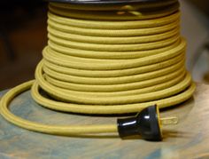 Vintage Style Fabric Lamp Pulley Cord 6 Feet: Green Cotton Cloth Covered 3-Wire Round Cord Trouble Lights etc For Hanging Pendants