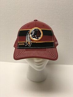 NWT American Eagle Men/'s Fitted Logo Baseball Cap Hat Burgundy L//XL