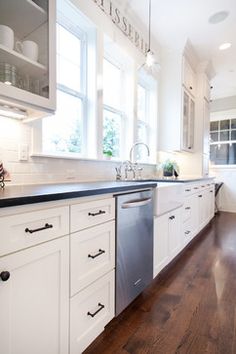 Lugarno Drawer Pulls Oil Rubbed Bronze Restoration Hardware Fair Oil Rubbed Bronze Kitchen Hardware Design Inspiration Lugarno Drawer Pulls Oil Rubbed Bronze Restoration Hardware Gorgeous Oil Rubbed Bronze Kitchen Hardware Review