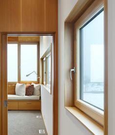 Modern Window Trim Design, Pictures, Remodel, Decor and Ideas - page ... Modern Window Trim Design, Pictures, Remodel, Decor and Ideas - page ...