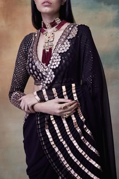 Buy Embroidered Saree with Blouse by Vvani by Vani Vats at Aza Fashions