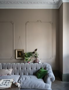 9 nouvelles couleurs Farrow and Ball || JITNEY® n°293 Dimity Farrow And Ball, Farrow And Ball Living Room, New Color, Room Colors, Purbeck Stone